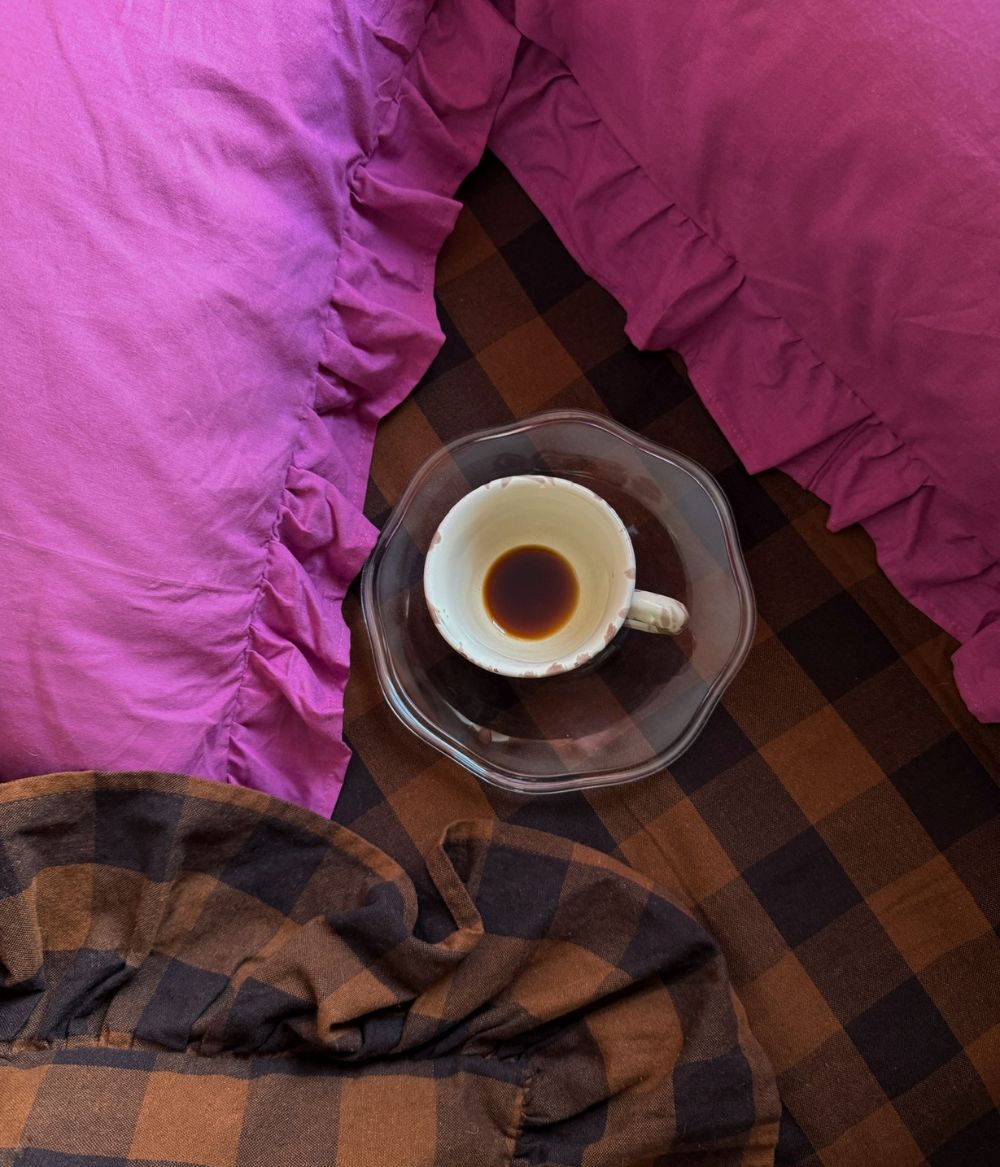 Frill pillow case Pitaya