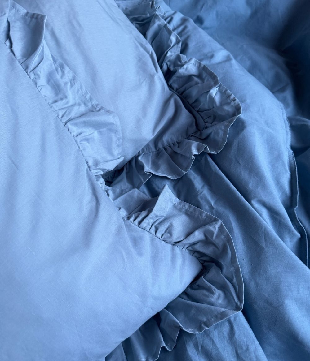 Frill pillow case Lake