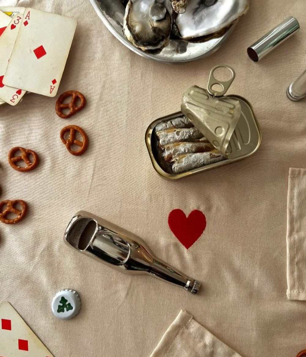 Tablecloth Triumph