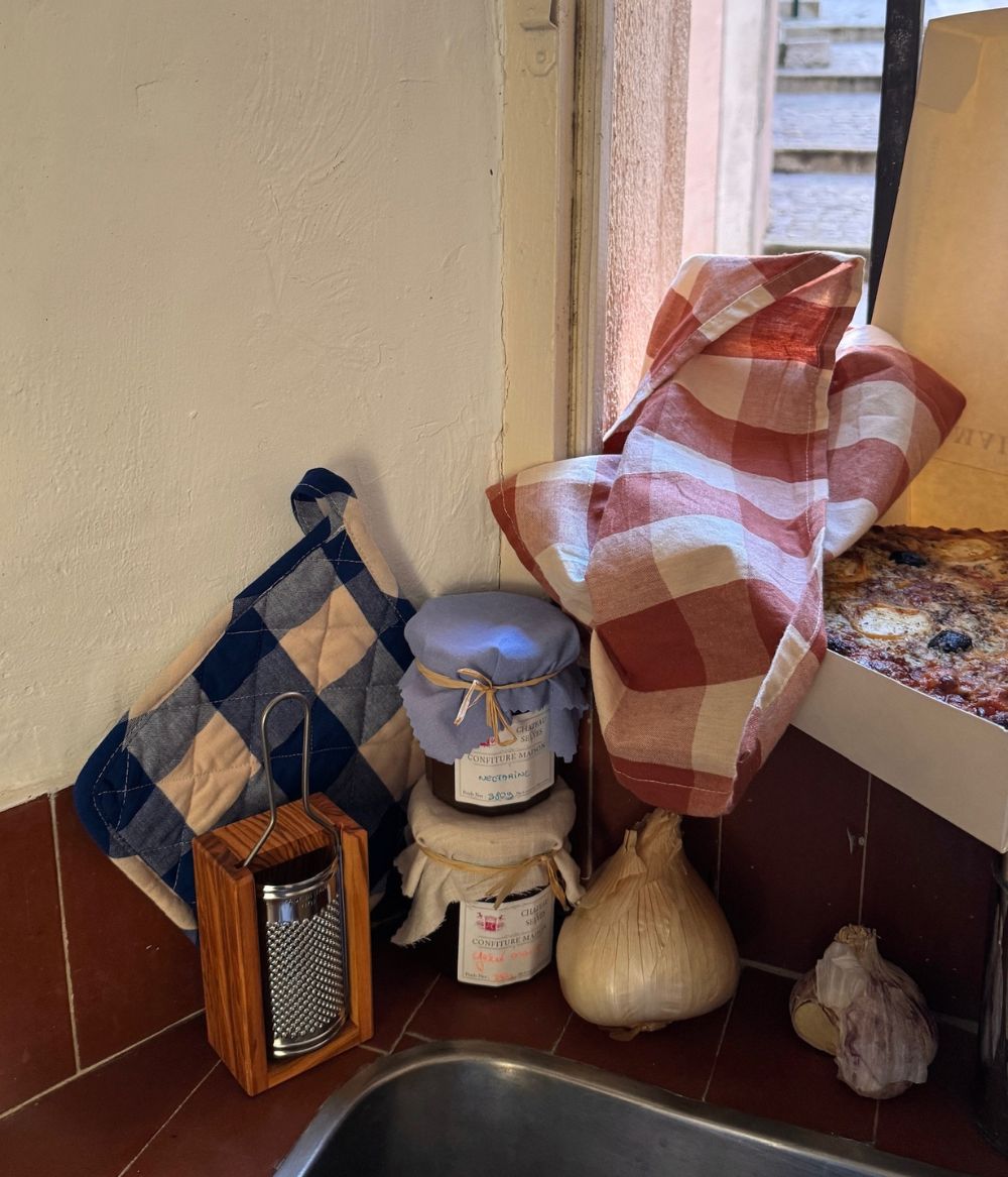 Tea towel Bertel