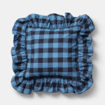 Zierkissenbezug mit Rüschenrand blau
